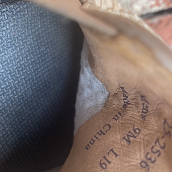 - j&M - Picture 8 of 13